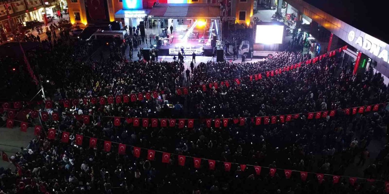 Mustafakemalpaşa’da 29 Ekim coşkusu