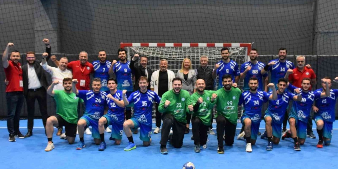 Nilüfer farka koştu