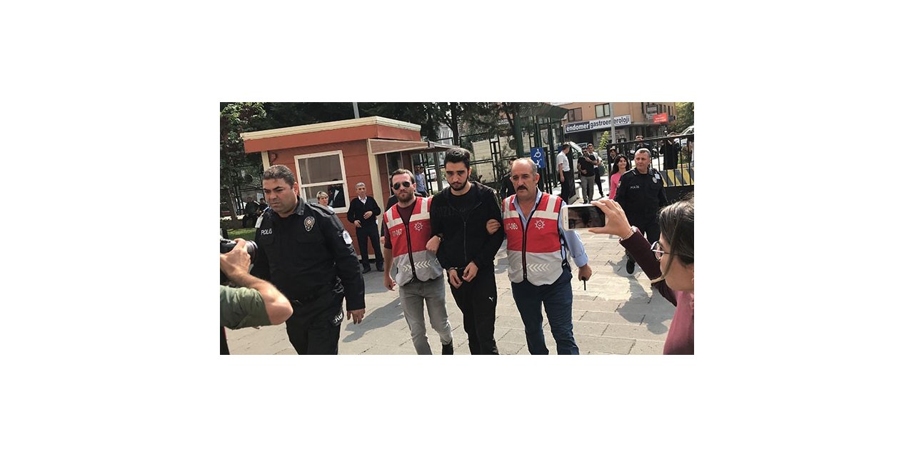 Bakırköy’de vatandaşların üzerine araba süren eski hakim ve savcı oğlu yeniden yargılanacak