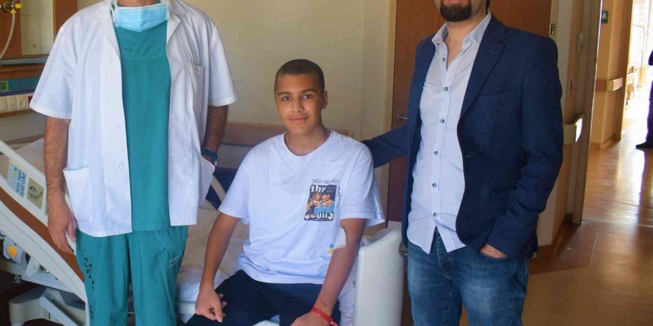 16 yaşındaki hastanın beyin kanaması ameliyatı başarı ile yapıldı