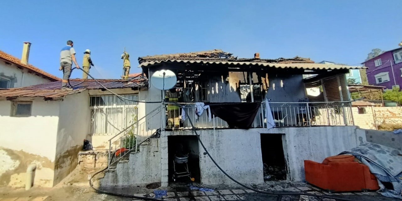 İzmir’de evde yangın çıktı! 3 yaşındaki Derman Acar yaşamını yitirdi