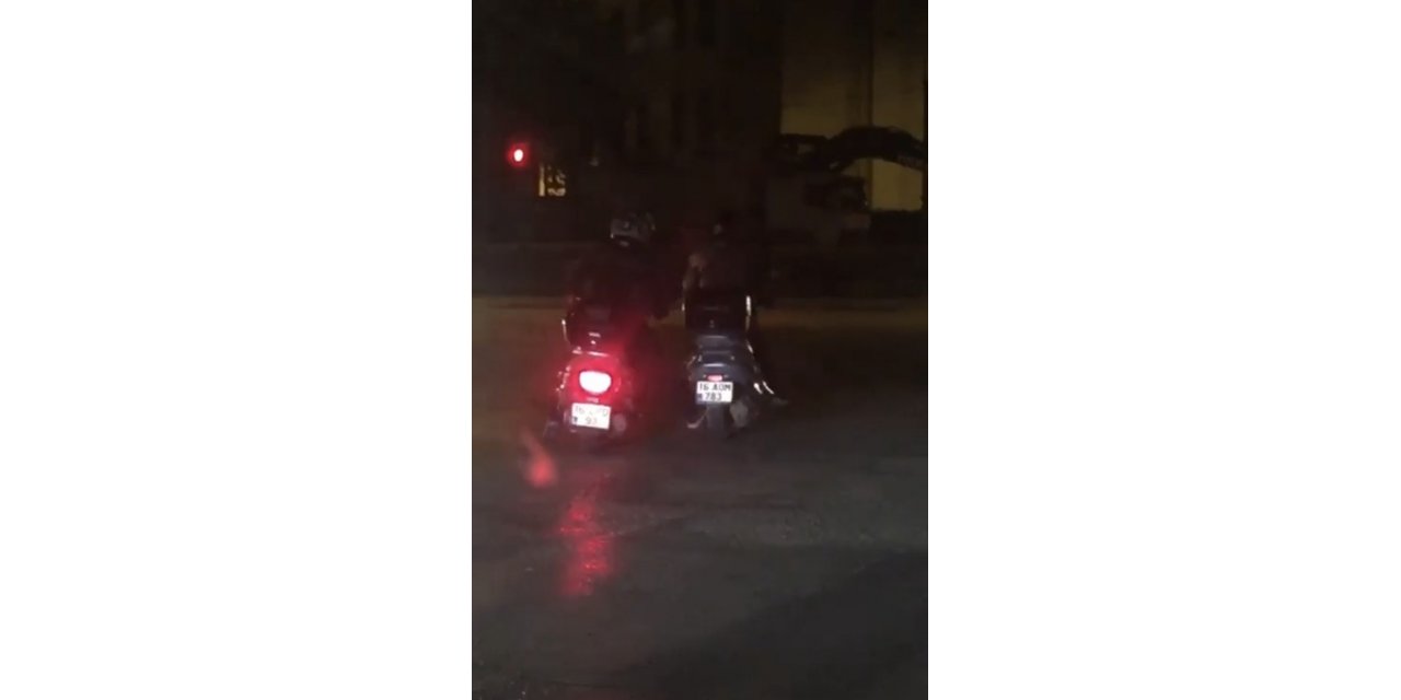 Bursa’da bozulan motosikleti ayağıyla iterek götürdü
