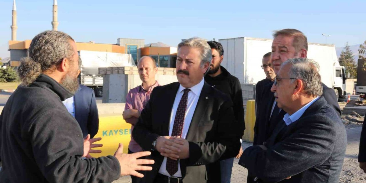 Başkan Palancıoğlu, Germir’deki öğrenci yurdu inşaatını inceledi