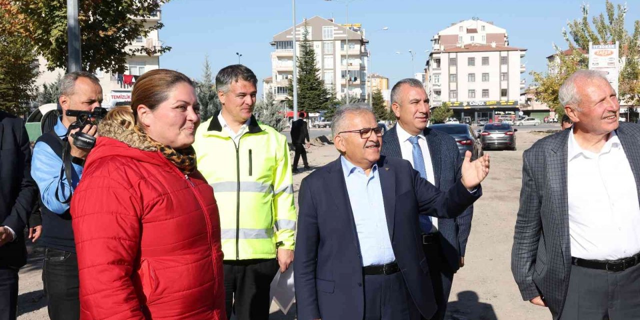 Başkan Büyükkılıç’tan yol yapım çalışmalarına yakın takip