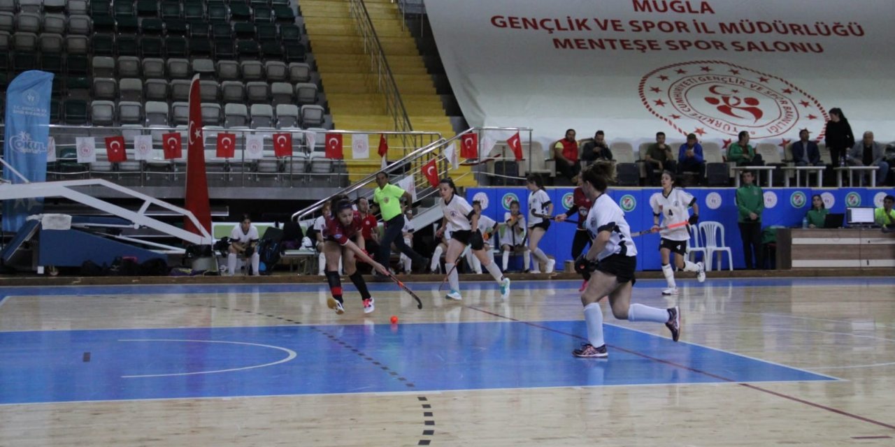 Hokey Kadınlar Salon 1. Lig’i Muğla’da başladı