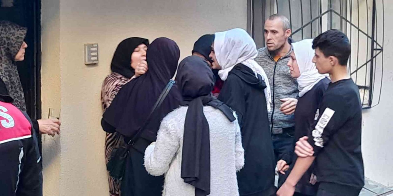 Mutfakta harlayan yağ sonucu bir kişi yanarak yaralandı