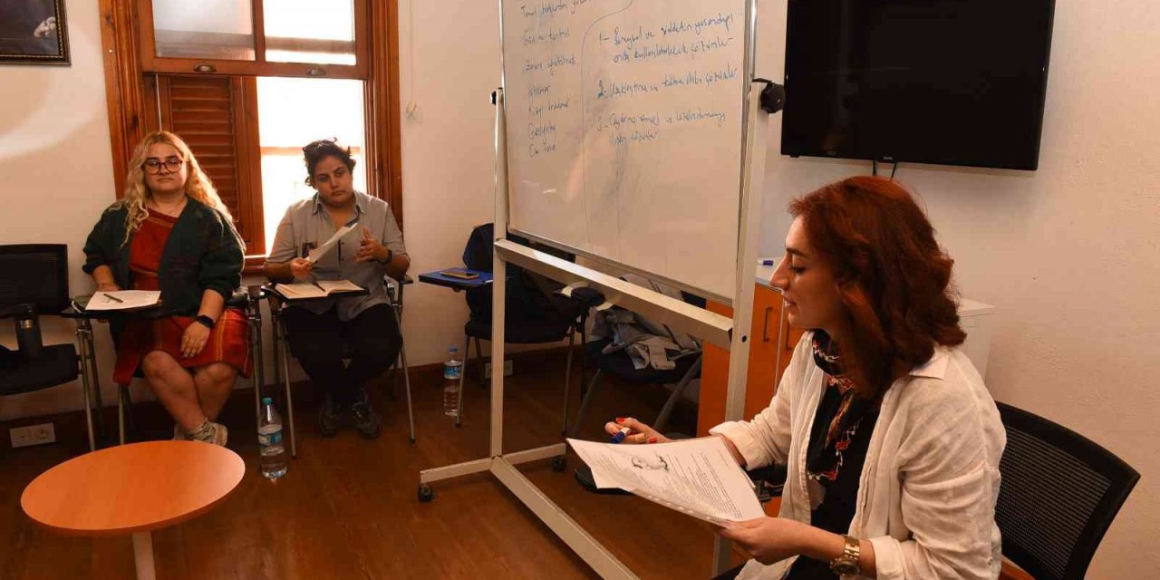 Kadıköy’de Kadının İnsan Hakları Eğitim Programı