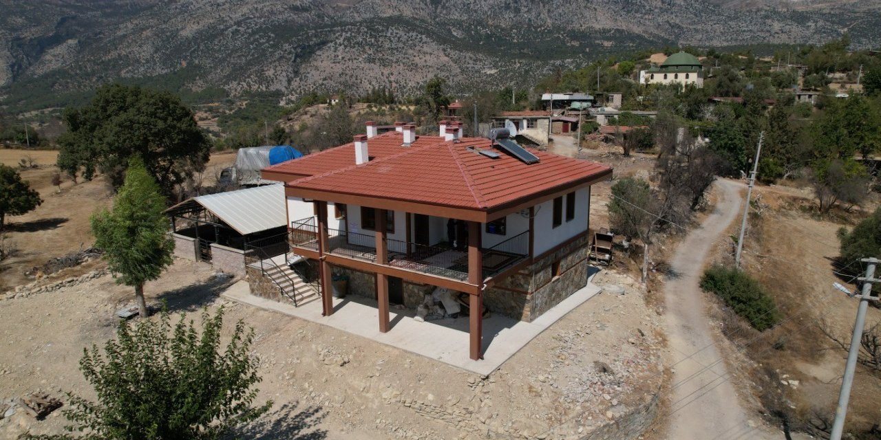 Antalya’daki yangın afeti sonrası 150 konut daha hak sahiplerine teslim edilecek