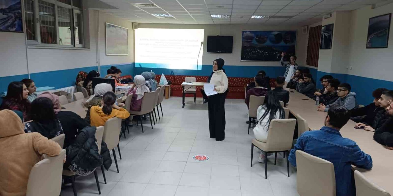 Bitlis’teki öğrencilere “Ruh Sağlığı ve Psikolojik Dayanıklılık” eğitimi