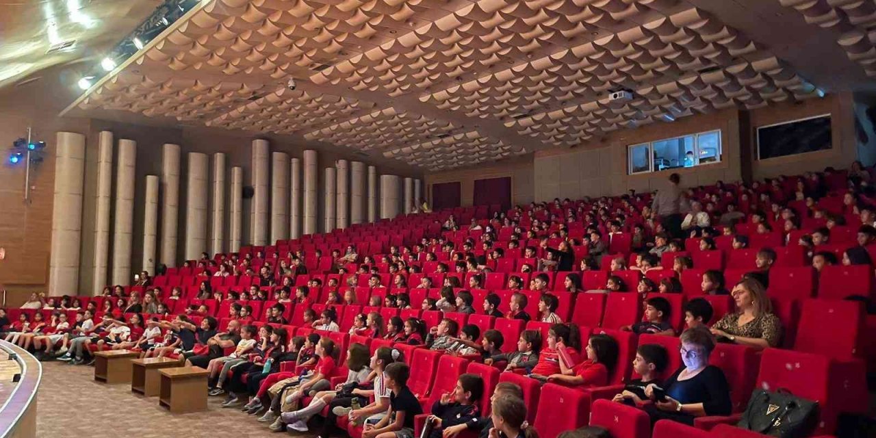 ‘Bir Nefes Masal’, KBT sahnesinde