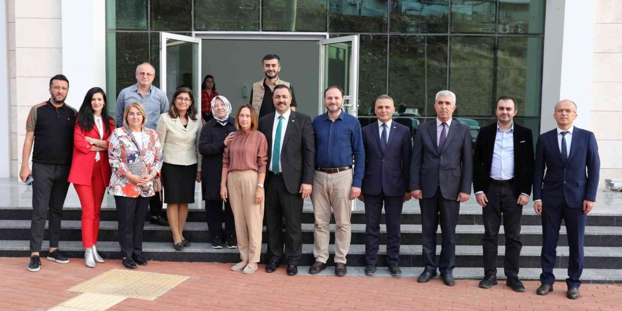 ALKÜ’de, ’İtina ile Yaşamak" konferansı