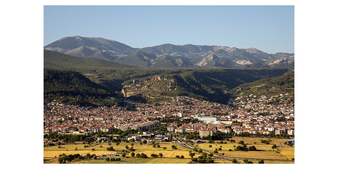 Prof. Dr. Akça: "Muğla 96 yıl önce il oldu"