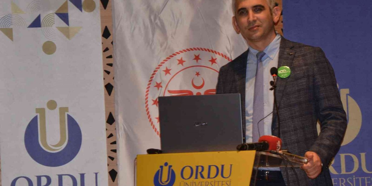 İl Sağlık Müdürü Tüzün: “Teknoloji çağında öğrencilerin ruh sağlığını korumak için çalışmalar yürütüyoruz”