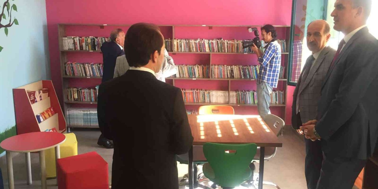 Adana’da devlet okuluna tırmanma parkuru