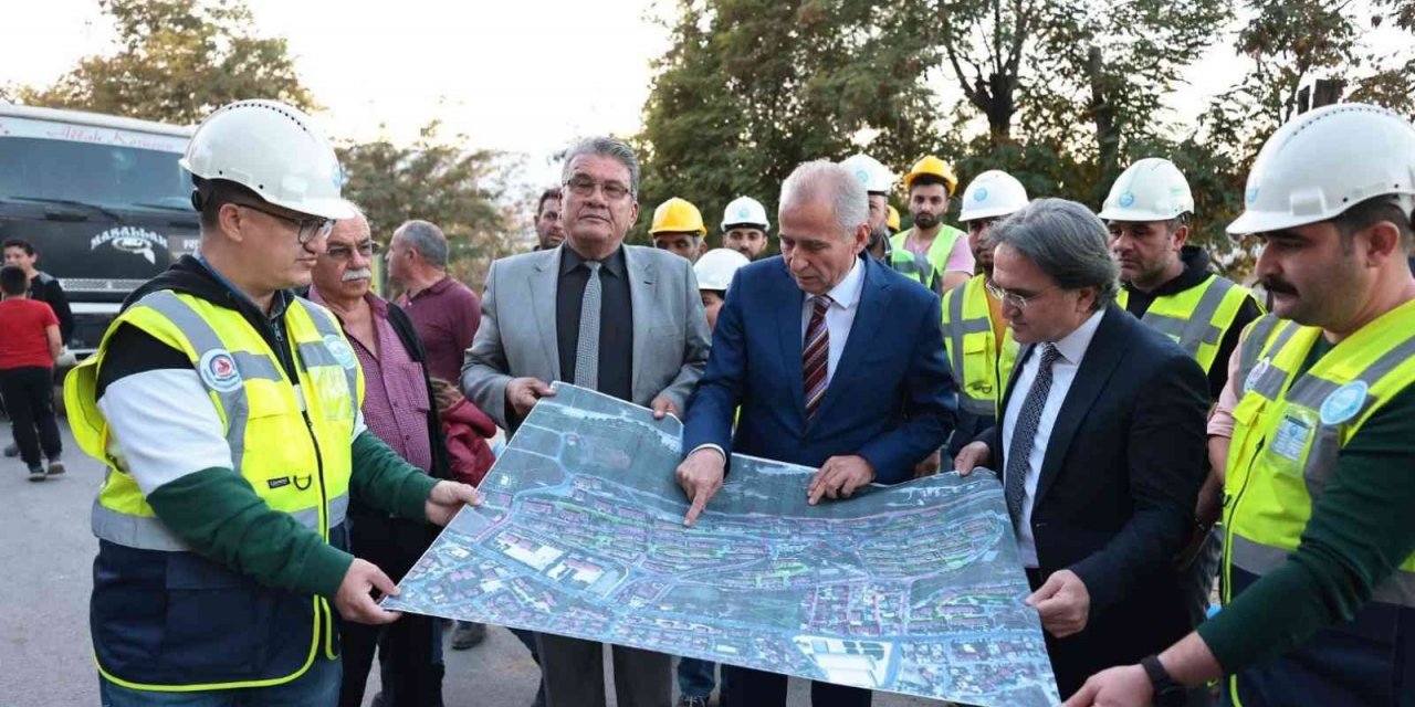 40 yıllık içme suyu hatları yenileniyor