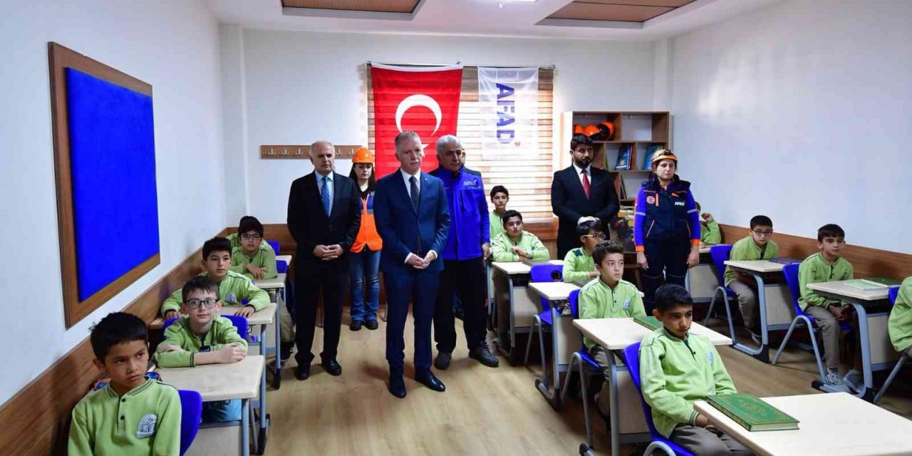 Gaziantep’te deprem ve tahliye tatbikatı gerçekleşti