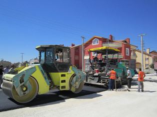 Selçuklu'da asfalt çalışmaları sürüyor