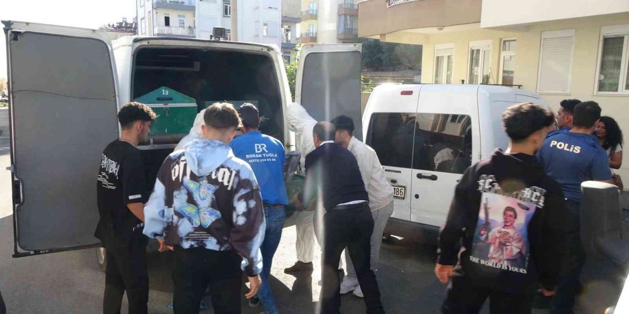 Erkek arkadaşının evinde ölü bulunan genç kadının şüpheli ölümüyle ilgili yeni gelişme