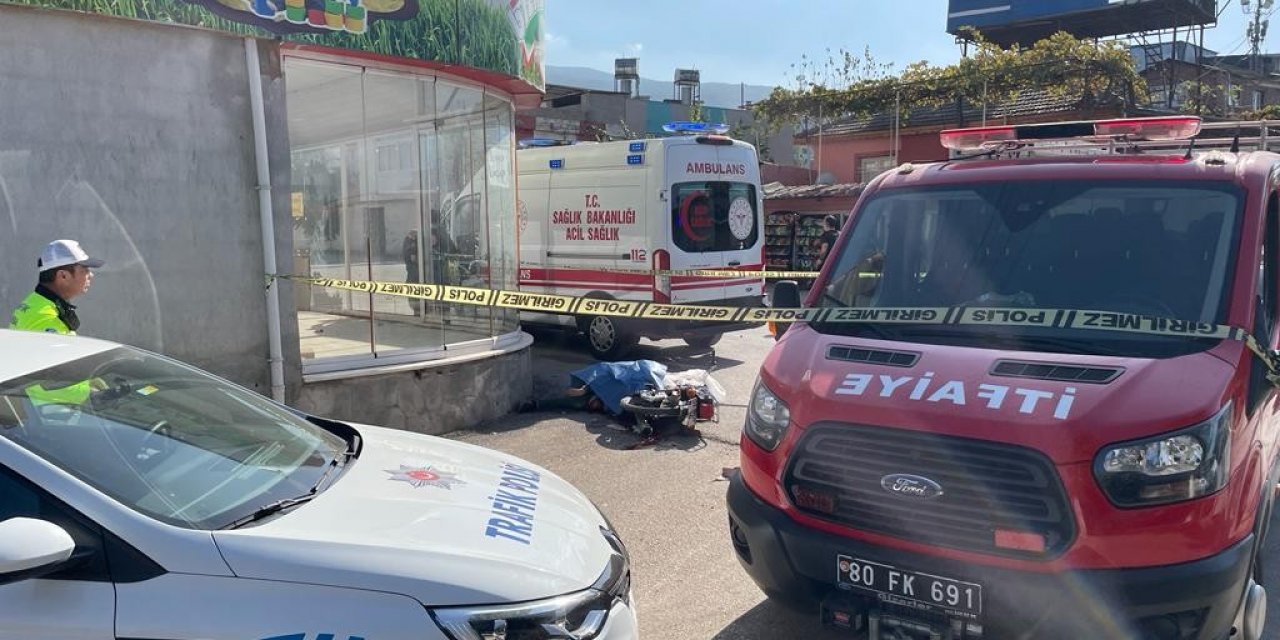 Otomobil motosiklete çarptı: 1 ölü, 1 yaralı