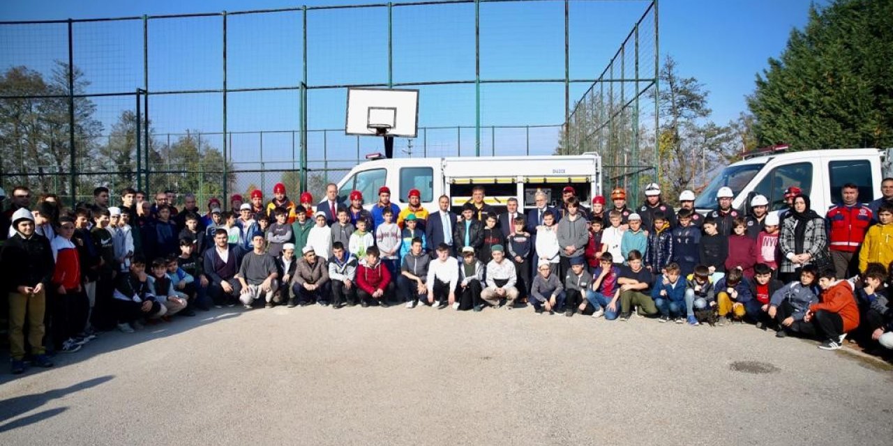 Kuran kursundaki tatbikat gerçeğini aratmadı