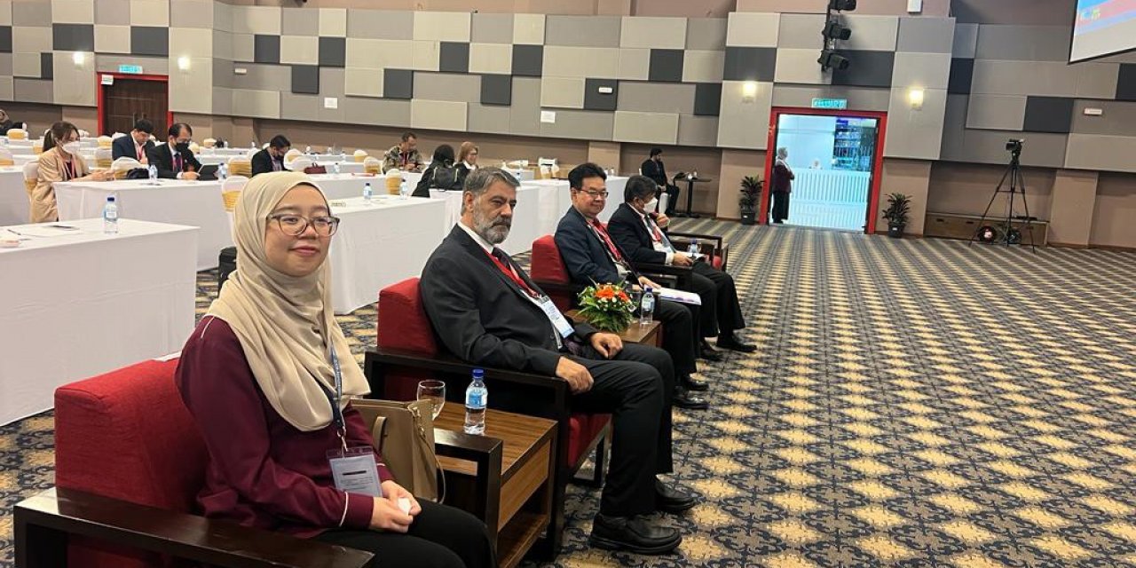 KBÜ Rektörü Polat Başkanlar Forumuna katıldı