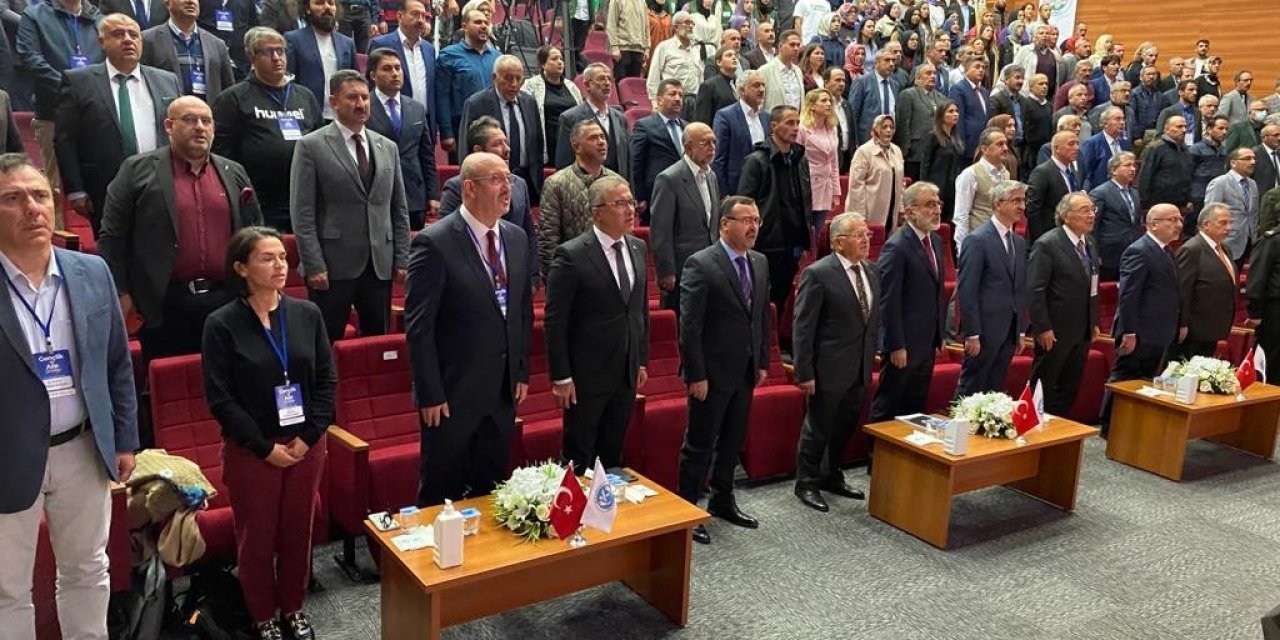 Bakan Yardımcısı Yılmaz: "Çocuklarımız sosyal medya ve internetten dolayı evlerinde büyük bir tehdit altındalar"