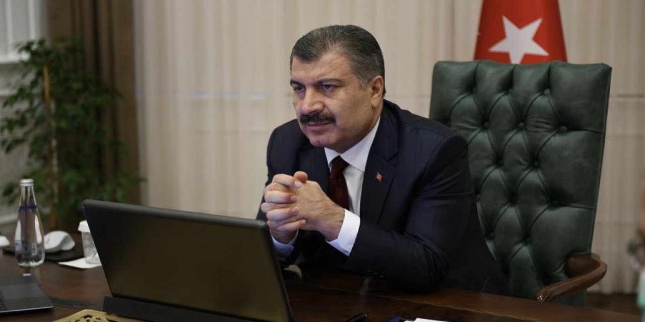 Bakan Koca İzmir’de depremde ağır yaralanan vatandaşın vefat ettiğini duyurdu