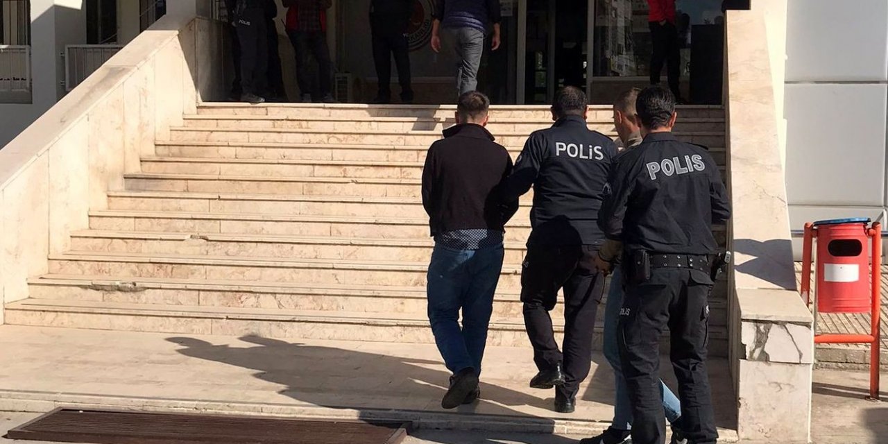 Motosiklet hırsızlığından aranan şüpheli polisten kaçamadı