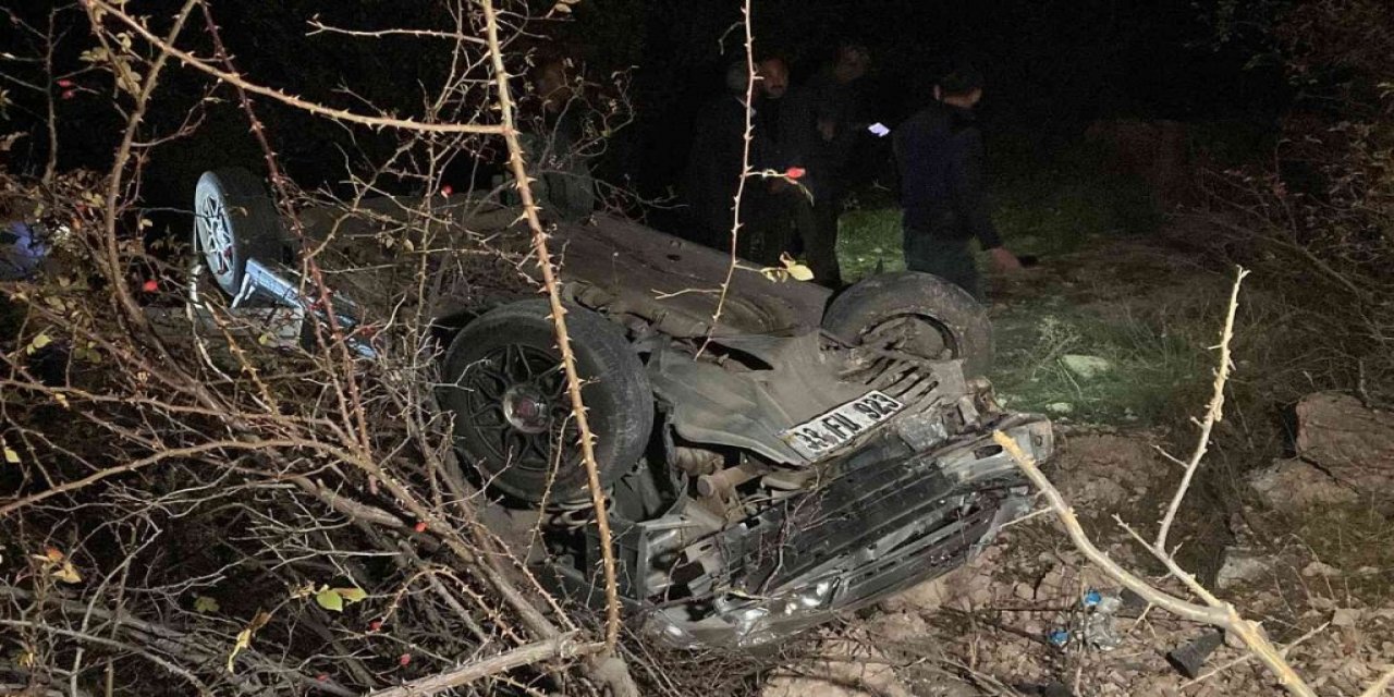 Otomobil 200 metreden şarampole yuvarlandı: 1 yaralı