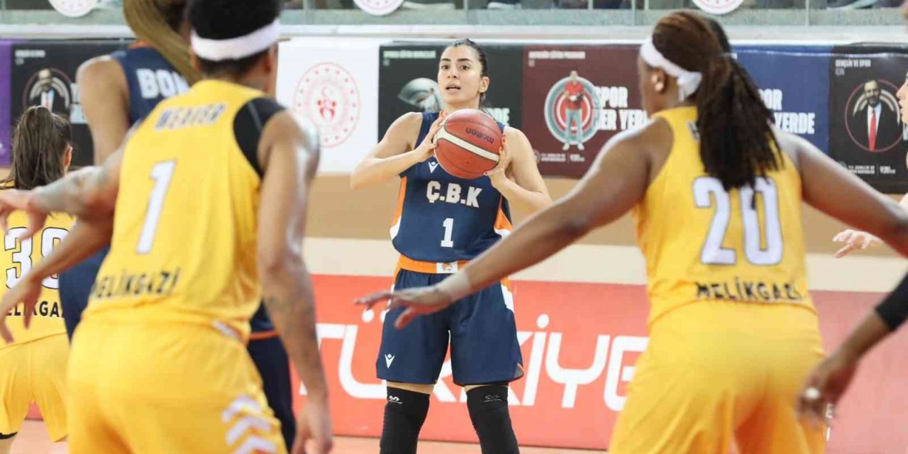 Bellona Kayseri üçüncü mağlubiyetini aldı