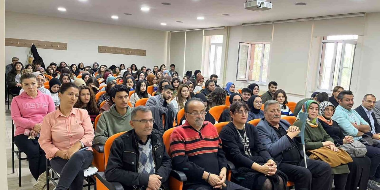 “Diyalizle Yaşamak” anlatıldı