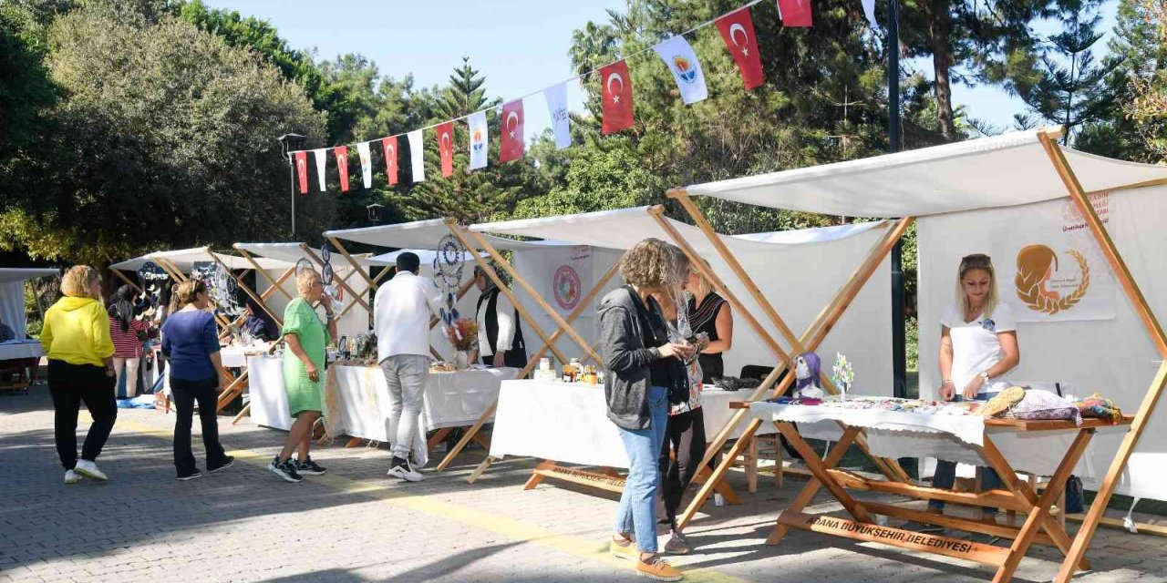 Kadın Emeği Pazarı’nın ilki Adanalılarla buluştu