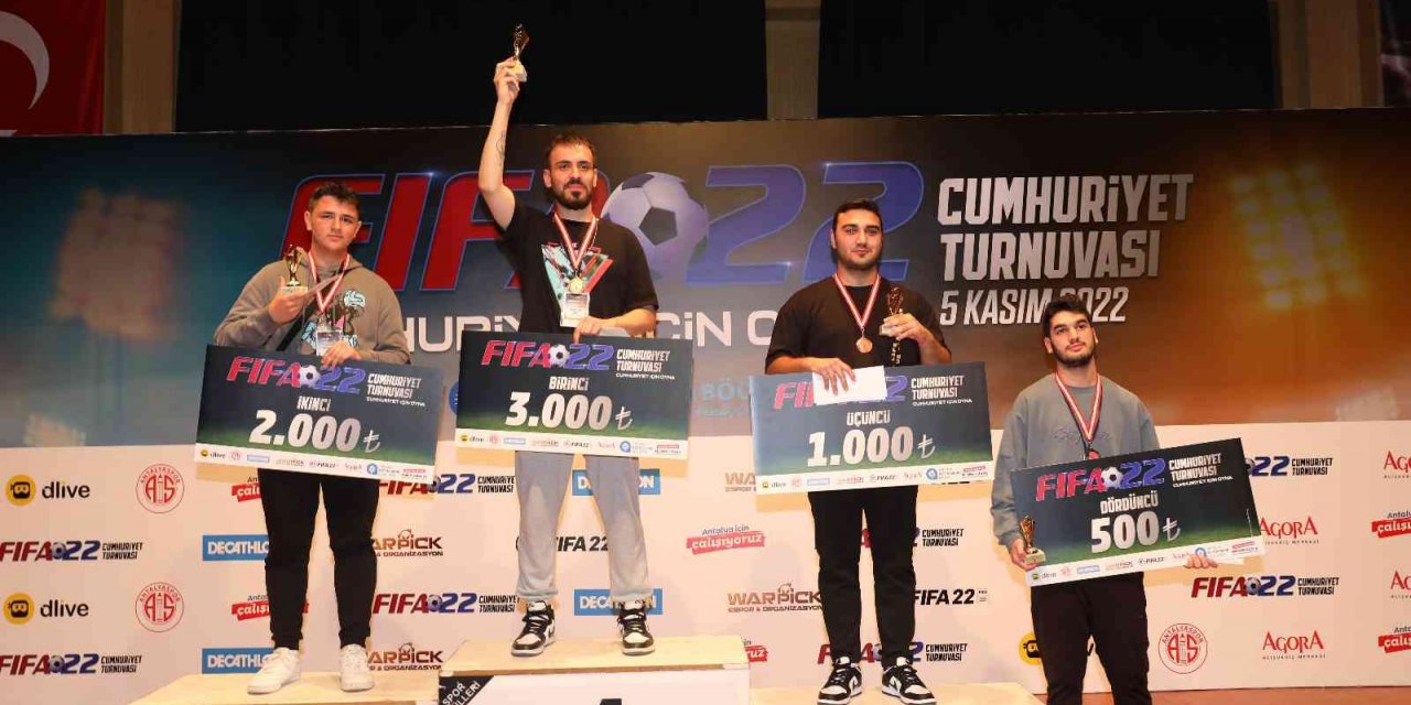 Gençler Cumhuriyet İçin Oynadı