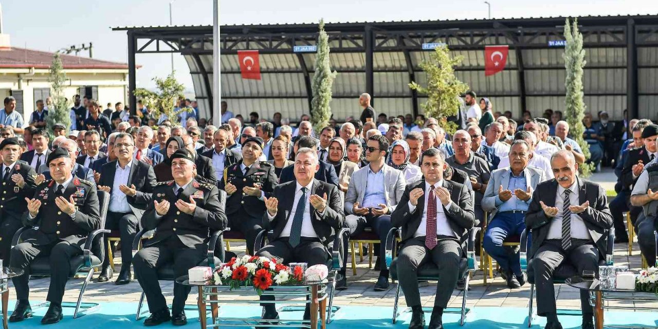 Karaisalı İlçe Jandarma Komutanlığı yeni hizmet binası açıldı