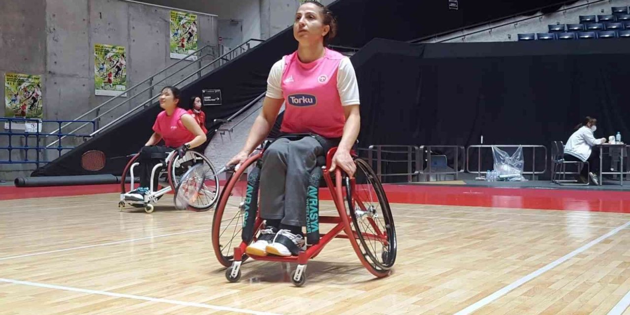 Torku Şekersporlu Emine Seçkin’den dünya şampiyonasında 2 gümüş madalya