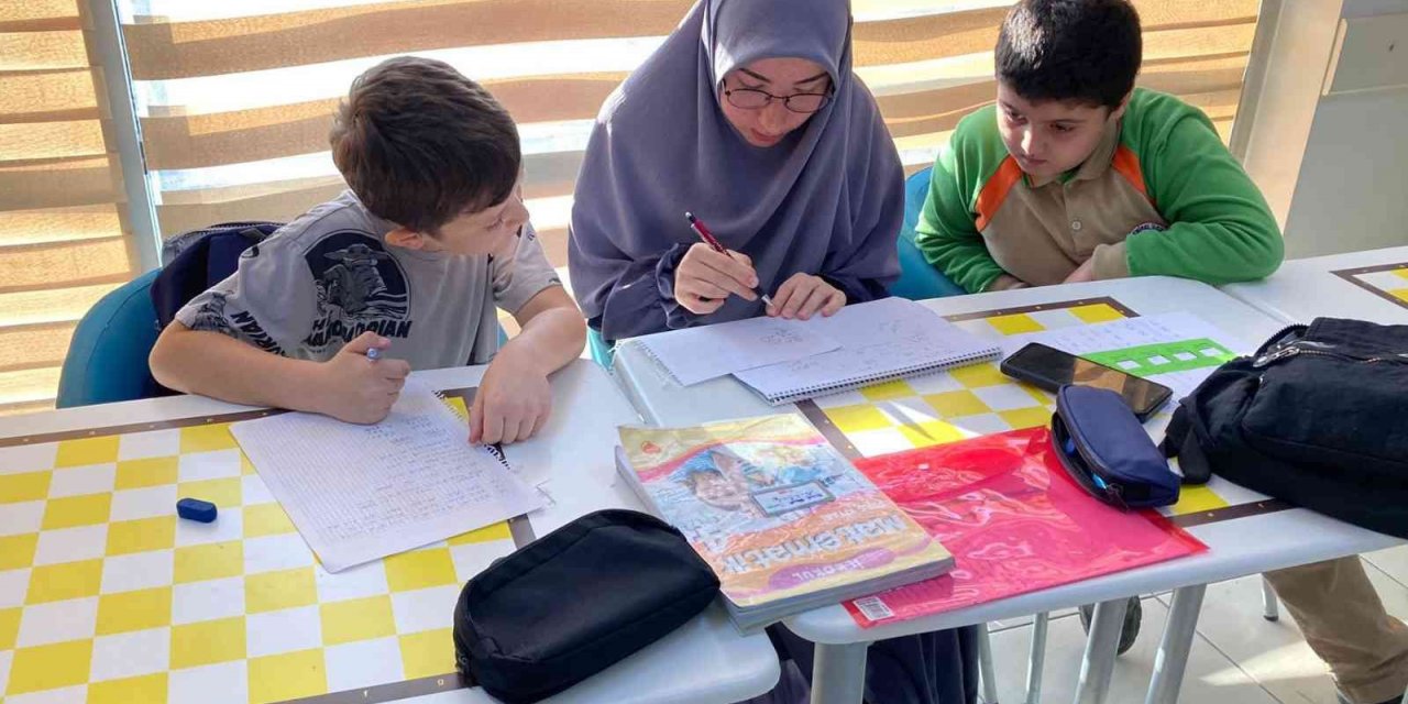 Ücretsiz ders veriyorlar