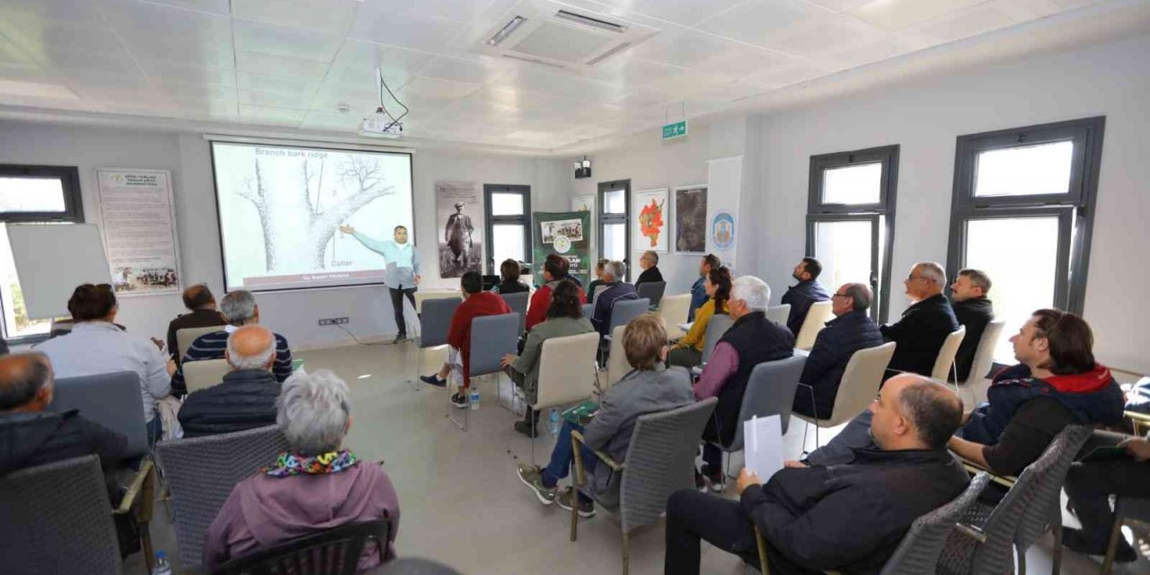 Efes Tarlası Yaşam Köyünde çiftçi eğitimleri başladı