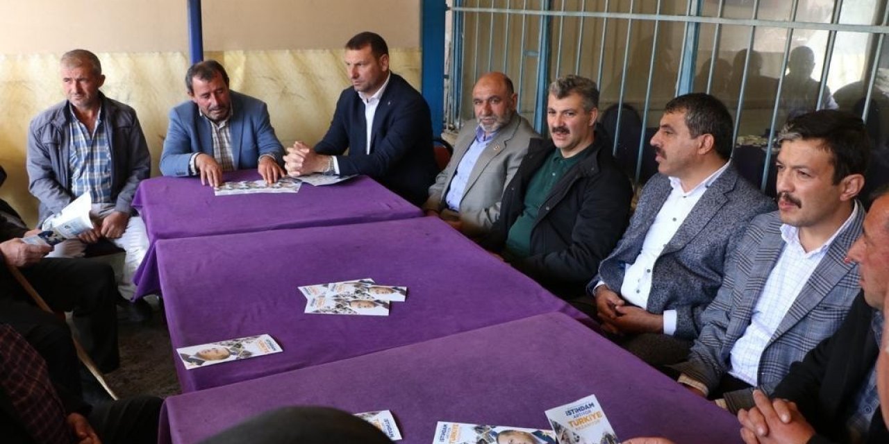 AK Partinin “Yüz yüze 100 gün” programıyla ilçe ve köylerde