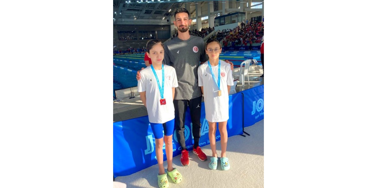 Antalyaspor Yüzme Takımı’ndan 2 sporcu Türkiye Şampiyonası’nda Yarışacak