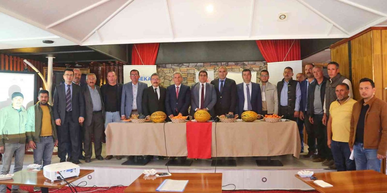 Acıpayam’da coğrafi işaret alacak ürünlerin toplantısı yapıldı