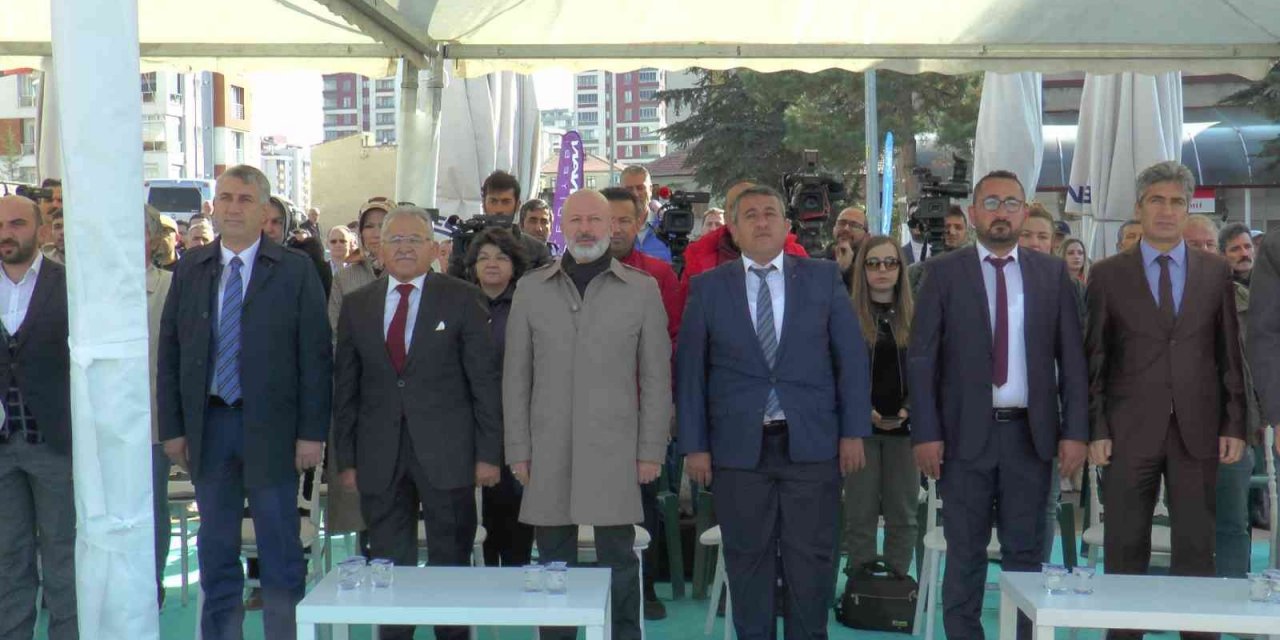 Kocasinan Belediyesi’nden Uğurevler’e değer katan kentsel dönüşüm