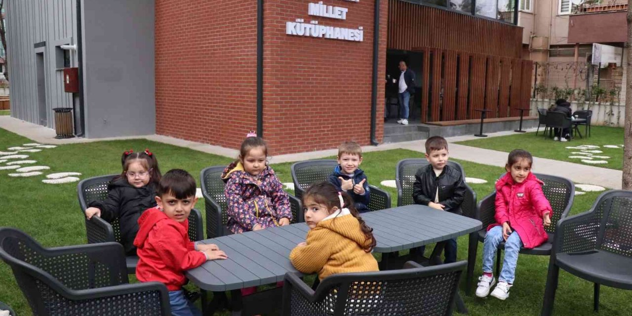 Okudukları kitapları paylaştılar