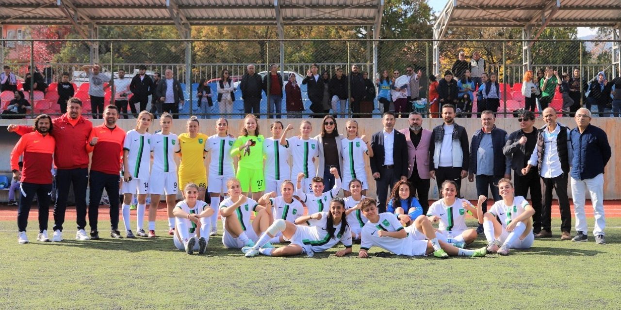 DTO Başkanı Erdoğan’dan Horozkentspor’a destek