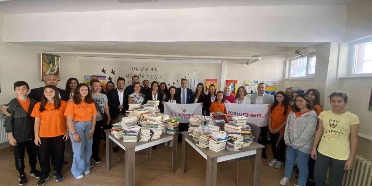 Zorlu Enerji OEPSAŞ ‘Kıvılcımları’ Uşak’ta çocuklara ışık oldu