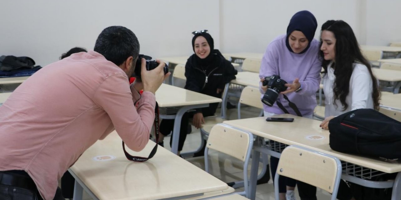 Geleceğin gazetecilerine uygulamalı eğitim