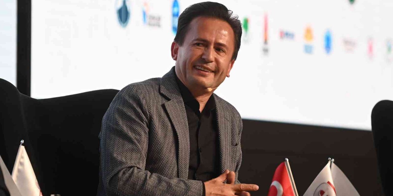 Tuzla Belediye Başkanı Dr. Şadi Yazıcı: “Dijital okuryazarlık seferberliği başlattık”