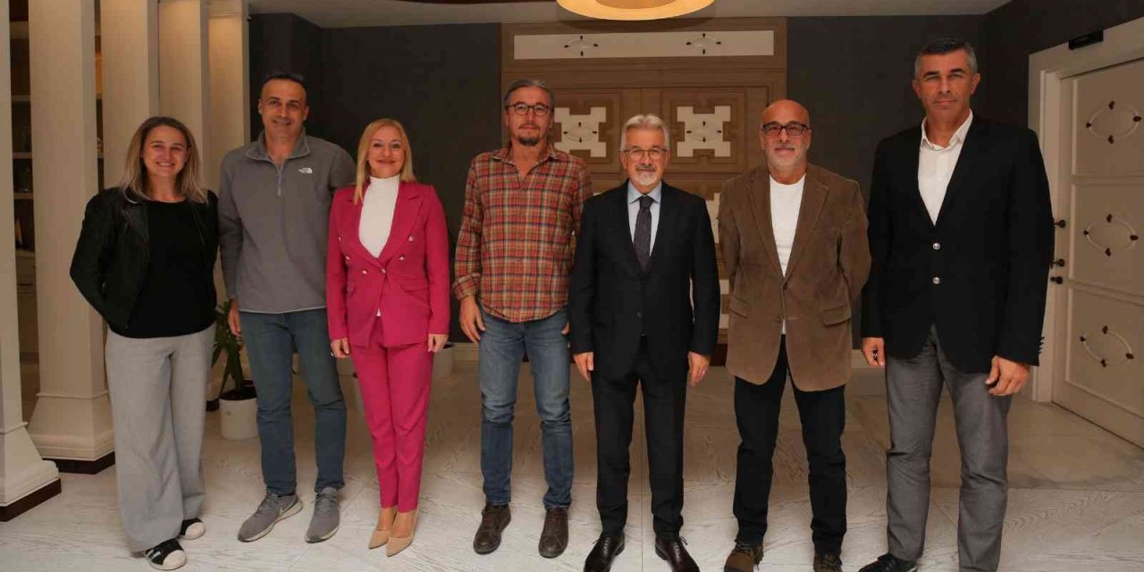 Veteran basketbolculardan Başkan Erdem’e teşekkür