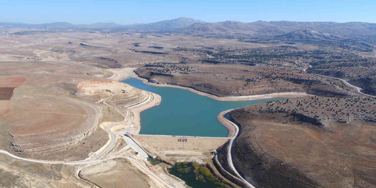 Karaman’da Taşkale Gölet’inden 4 bin dekar arazi sulanacak