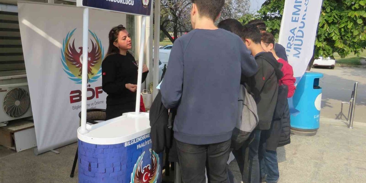 ’El Ele Güvenli Geleceğe’ projesiyle 14 bin 500 öğrenciyle iletişime geçildi