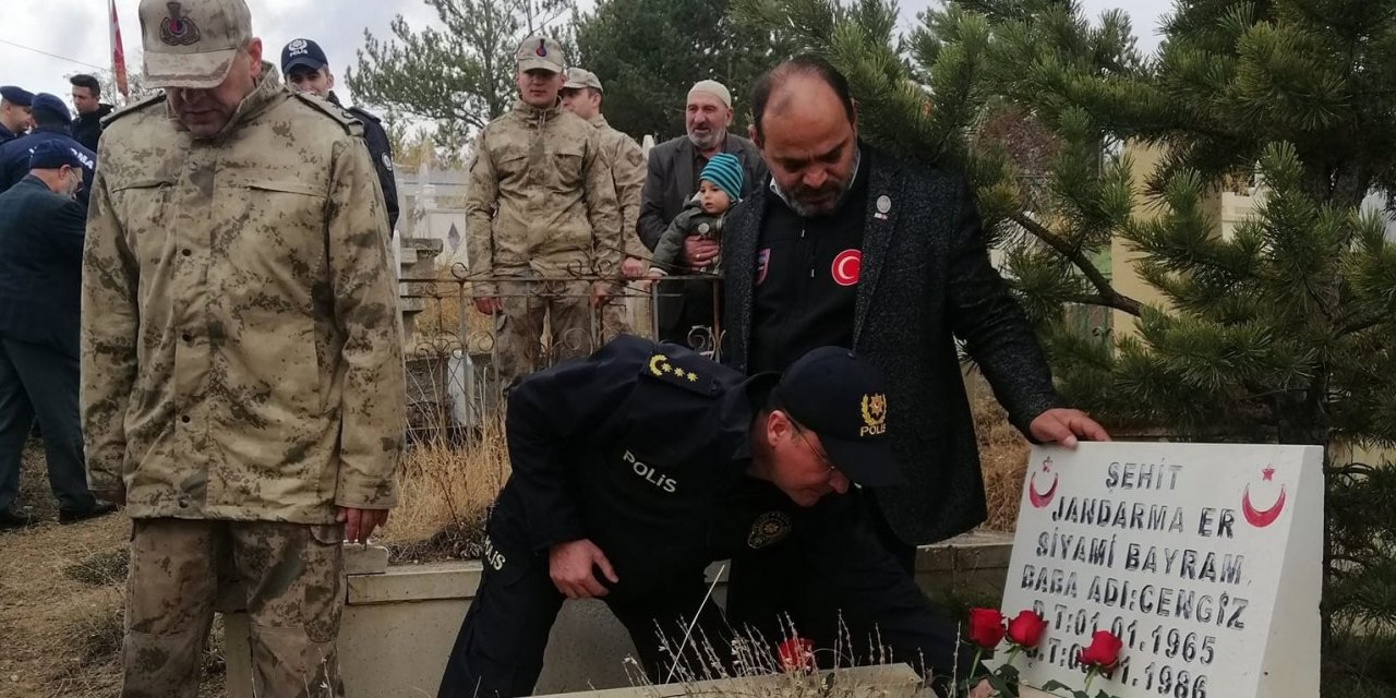 Jandarma Er Bayram şehadetinin 36. sene-i devriyesinde anıldı